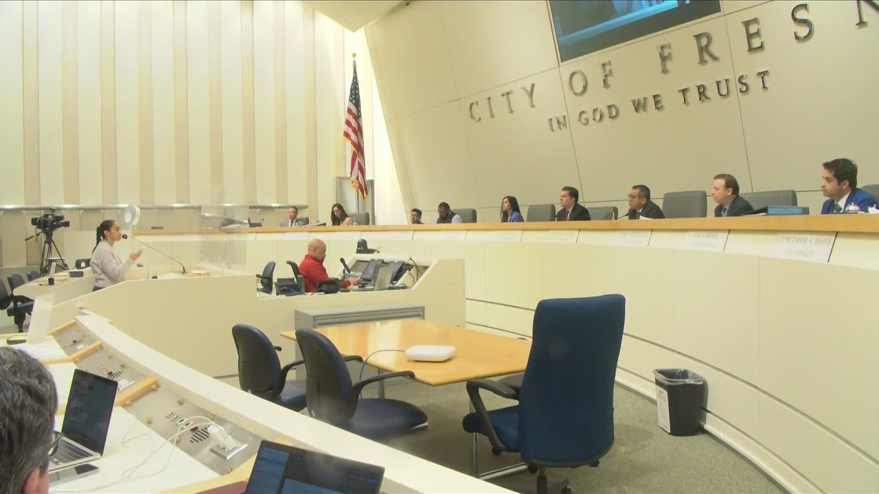 Protesters in support of Palestine confront Fresno City Council over city's stance on Israel-Hamas w 2 Protesters In Support Of Palestine Confront Fresno City Council Over City’s Stance On Israel Hamas W