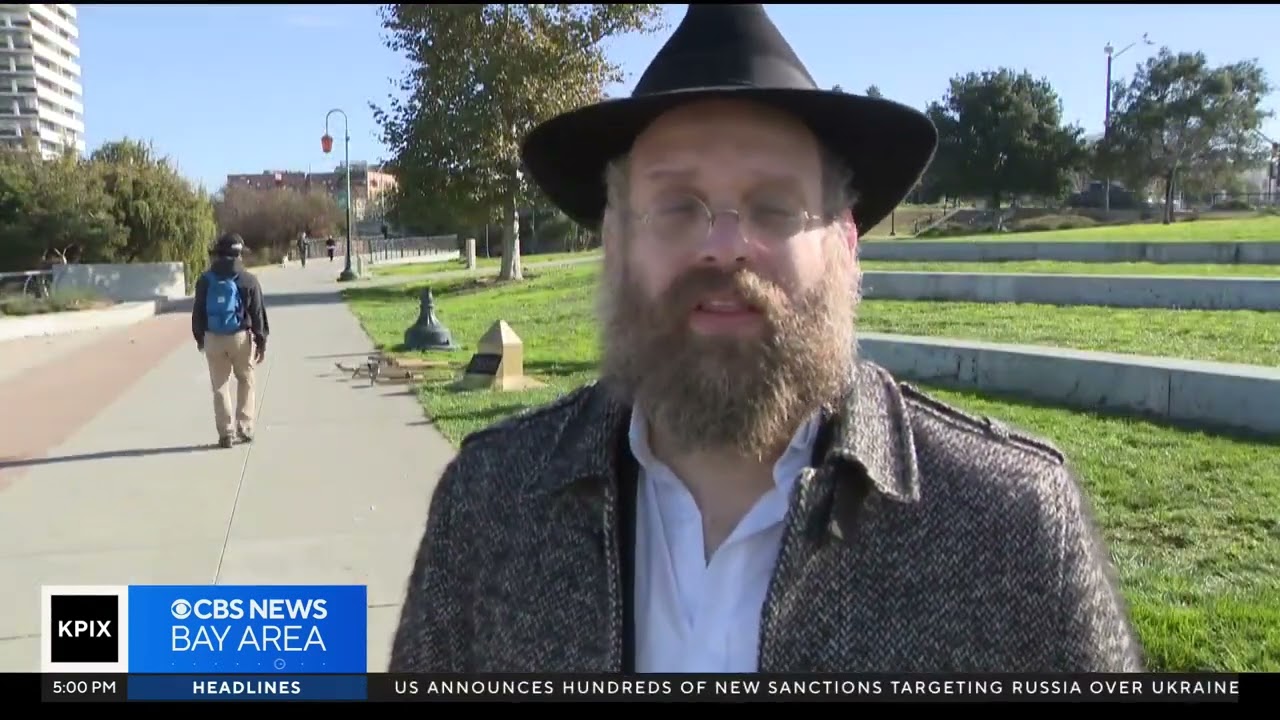 Community Outraged After Vandals Dismantle Oakland’s Lake Merritt Menorah Kpix Cbs5
