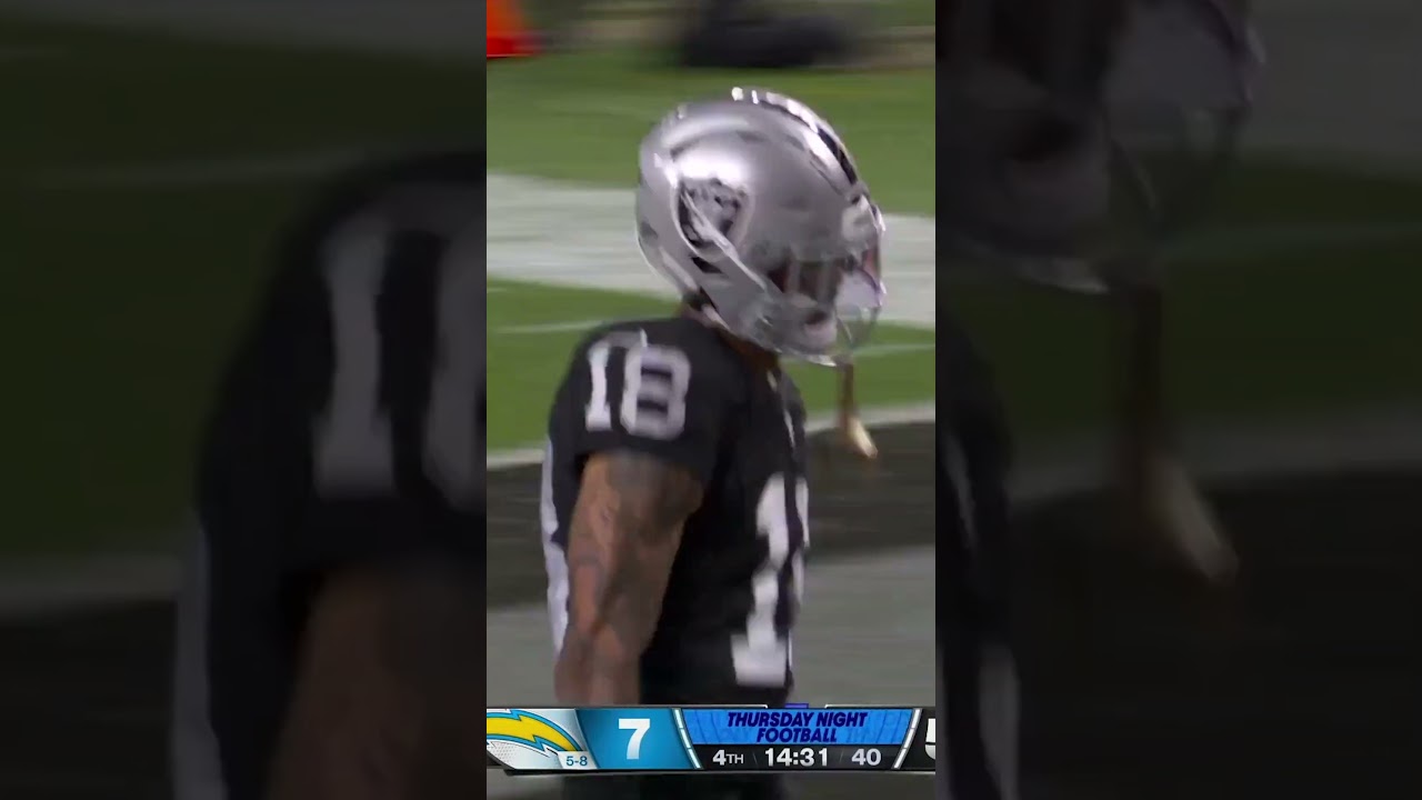 Even Raiders Owner Mark Davis Couldn’t Believe What He Was Watching In Blowout Win 😂 #shorts
