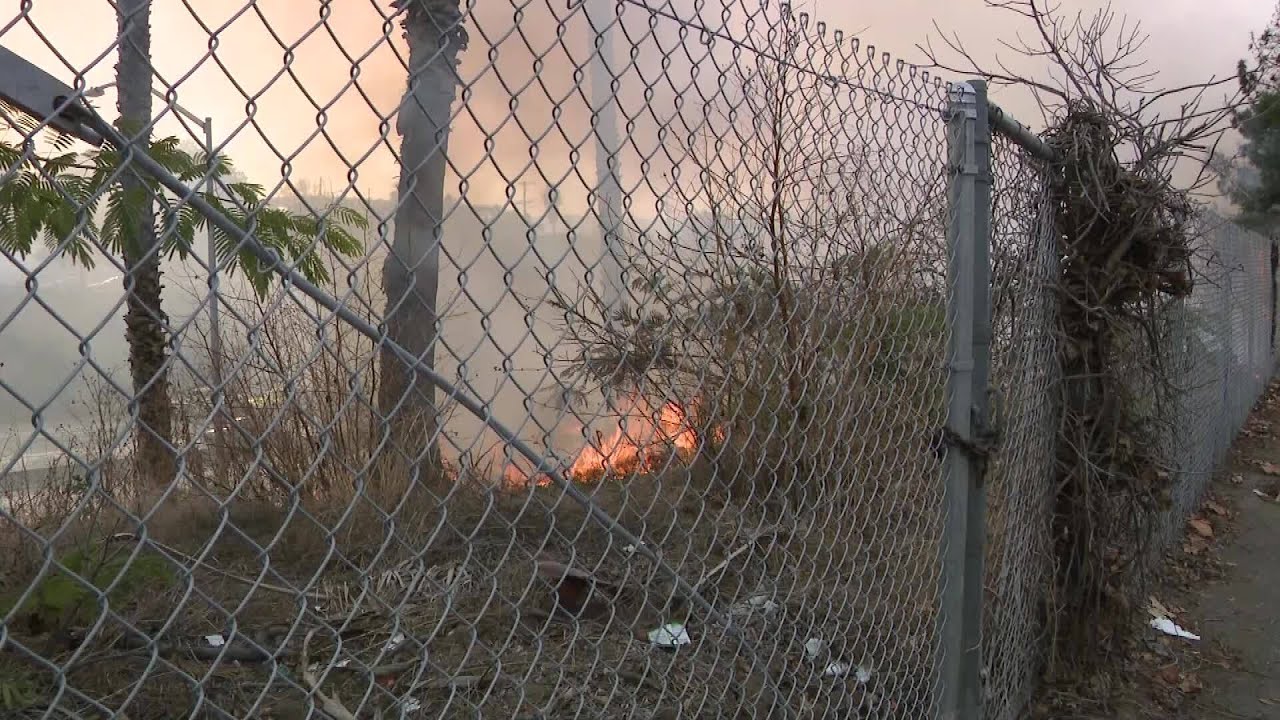 Raw: San Jose Crews Respond To Fire Burning Along I 280