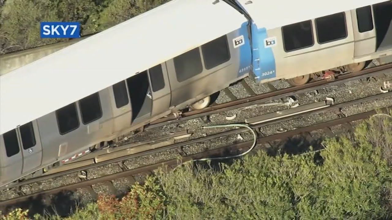 Bart Officials Focus On Human Error As Possible Cause In Train Derailment, Fire That Injured 9