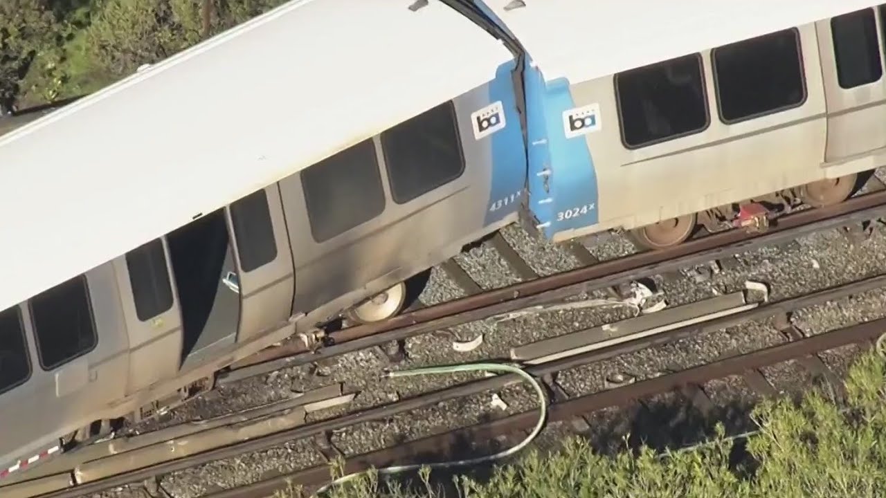 Bart Service Restored To Normal After Derailment Near Outside Orinda Station