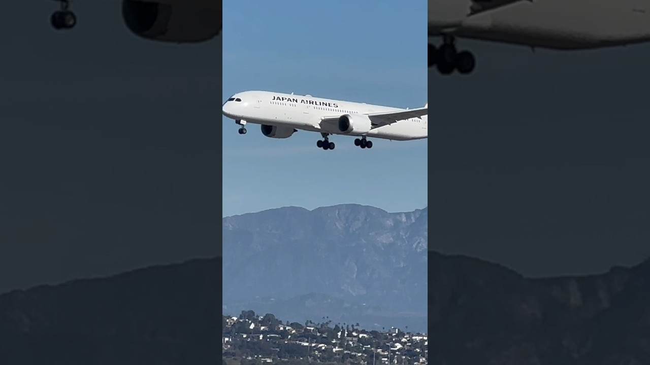 #Boeing787 Osaka #Dreamliner #JapanAirline #Landing #losangeles #LAX #airport #newyears #happy #news 2 #boeing787 Osaka #dreamliner #japanairline #landing #losangeles #lax #airport #newyears #happy #news