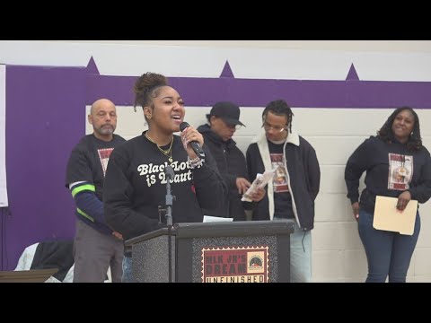 Seattle honors MLK Jr. Day with march, rally 2 seattle honors mlk jr day with m