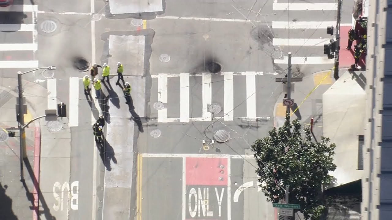 intersection at 3rd and mission