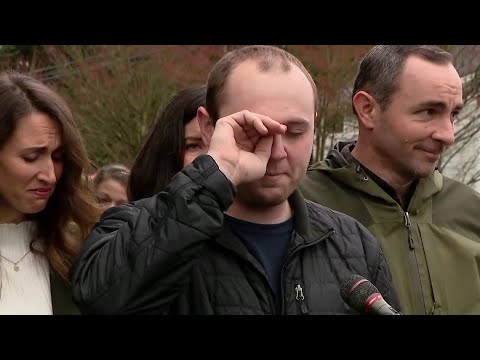 Families gather to remember the '4 bright lights' taken from the world in Renton crash 2 families gather to remember the