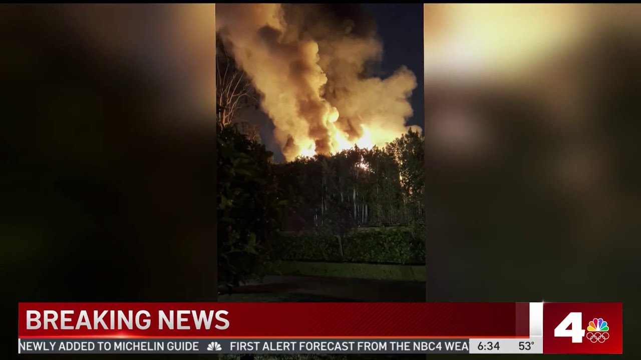House fire burns in Studio City 2 house fire burns in studio city
