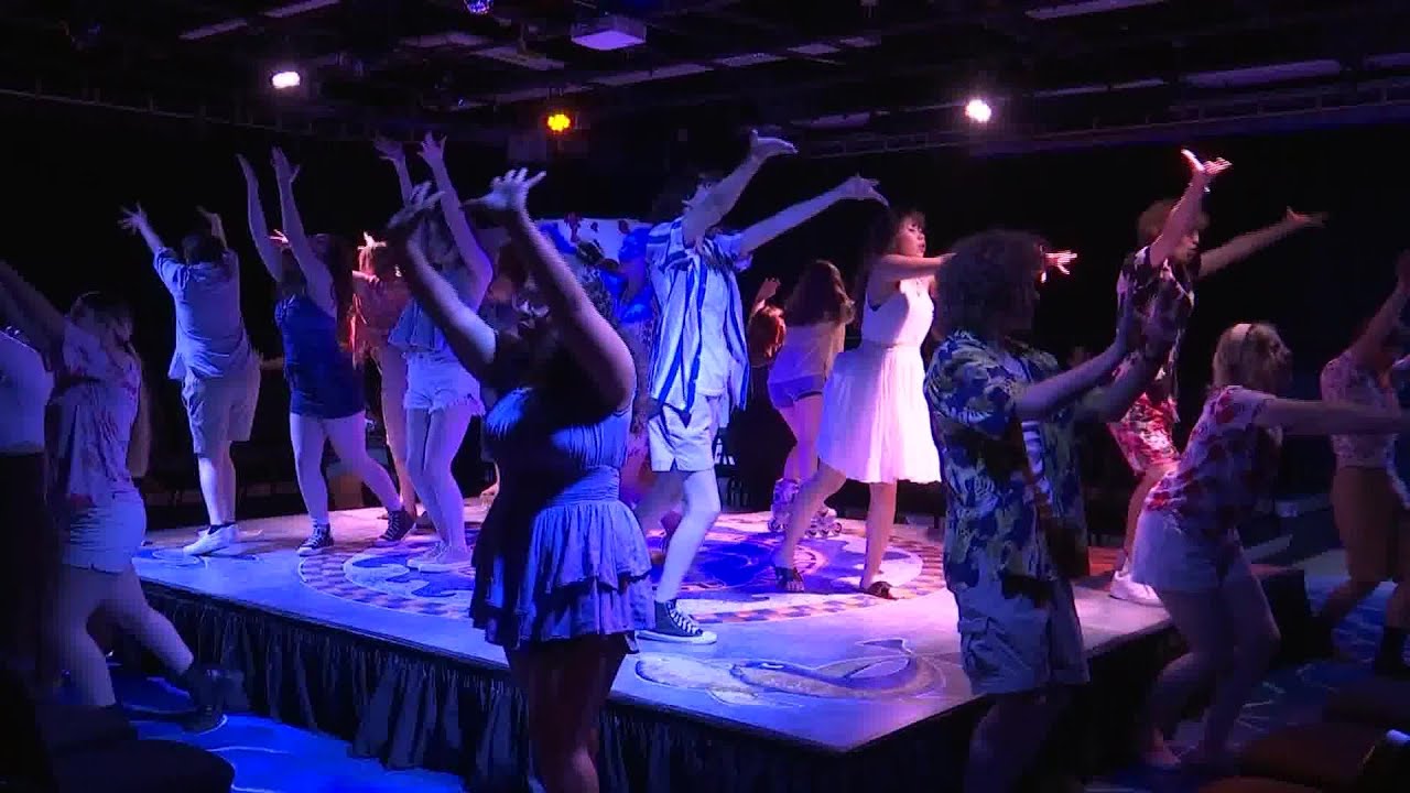 Righetti High School presents musical “Mamma Mia!”