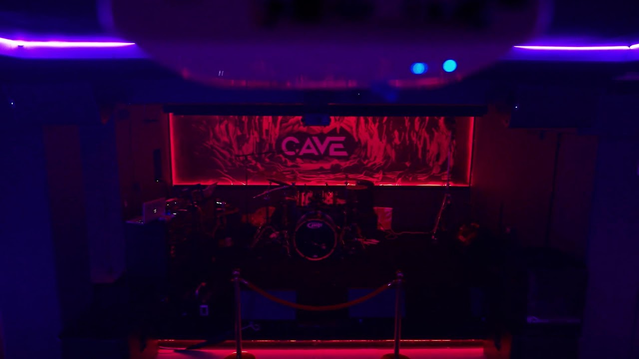 secret friday at cave lounge oak