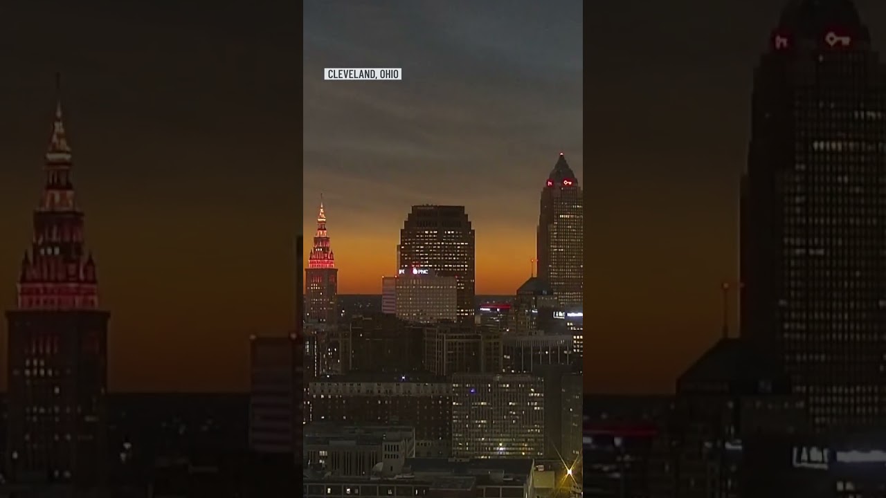 a time lapse of the eclipse show