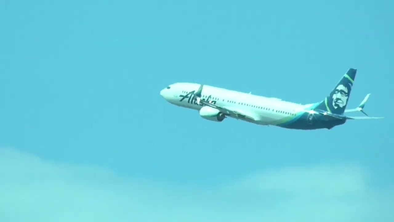alaska airlines boeing 737 990er