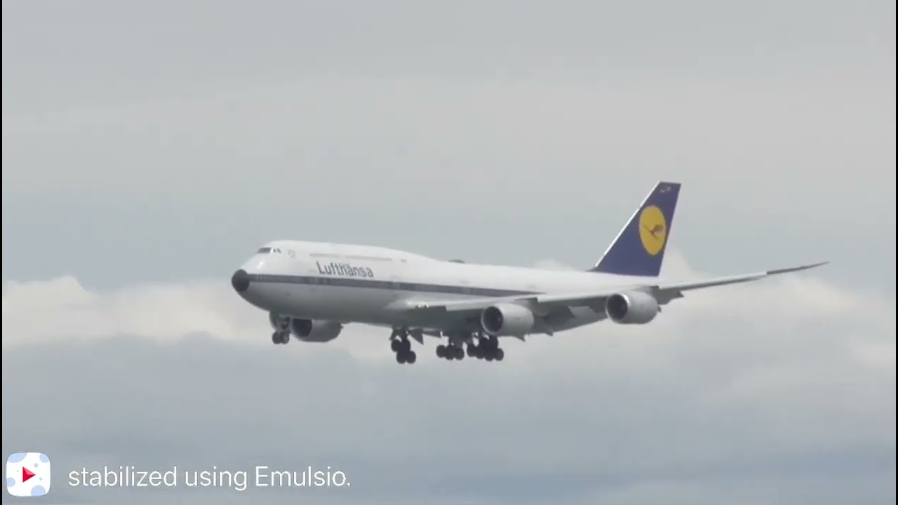 lufthansa boeing 747 830 d abyt