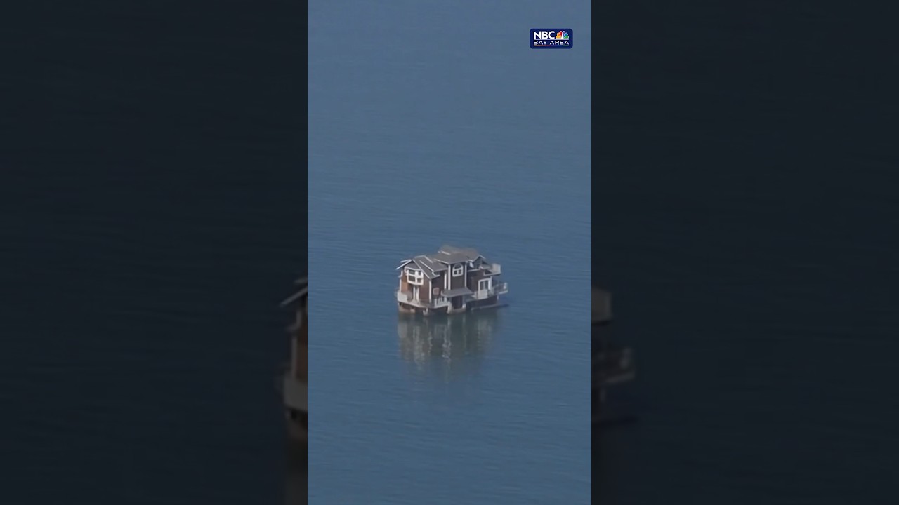 two story houseboat moved from r 1