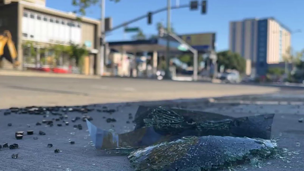 thieves break into oakland gradu