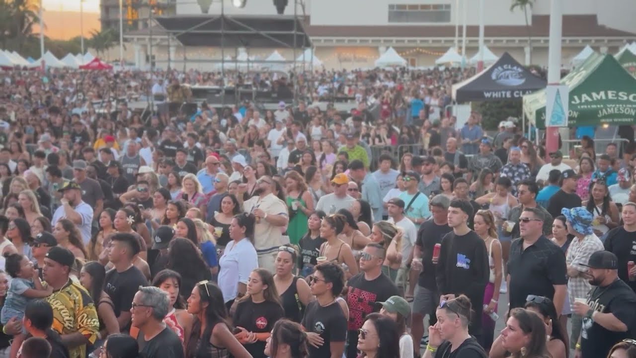 night 2 of ala moana center inde