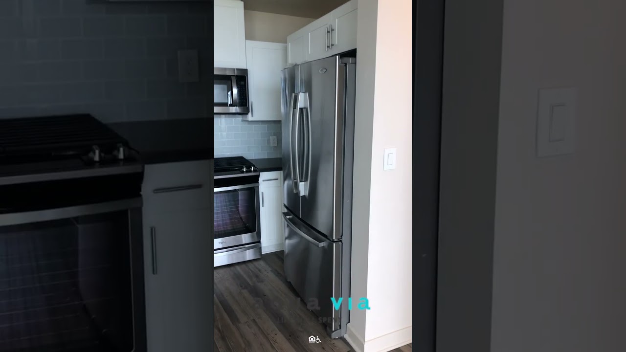aqua via apartments oakland ca 8 1