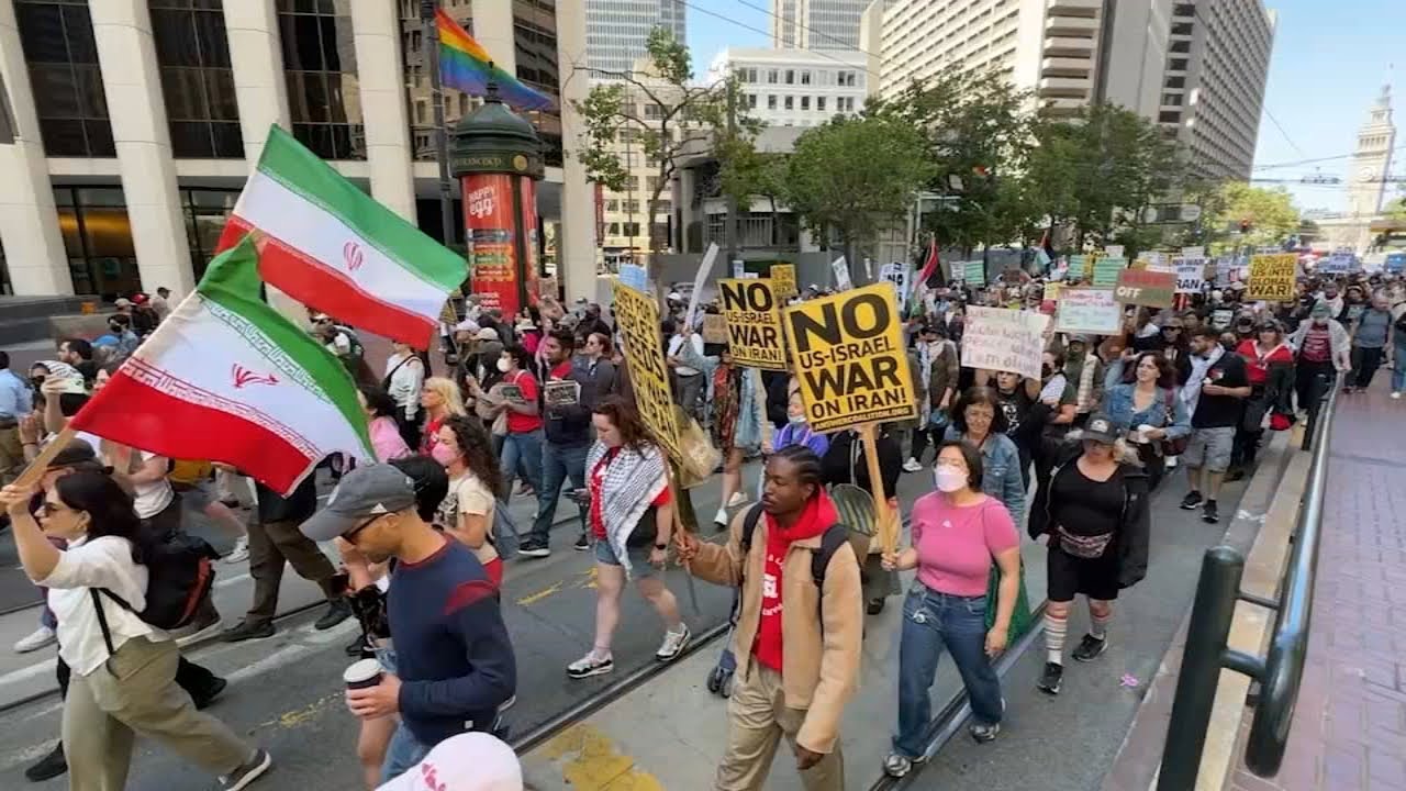 anti war demonstrators protest i 1