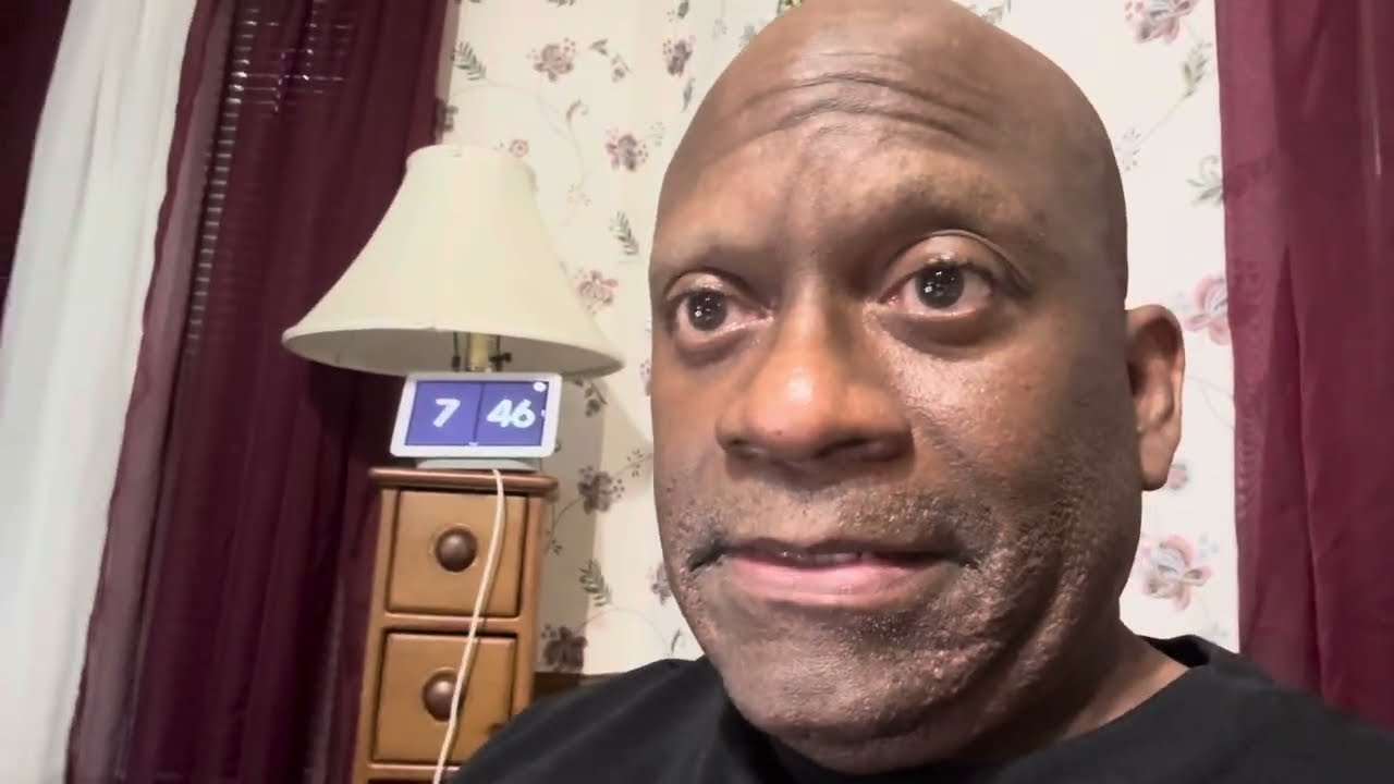 oakland vlogger zennie abraham o
