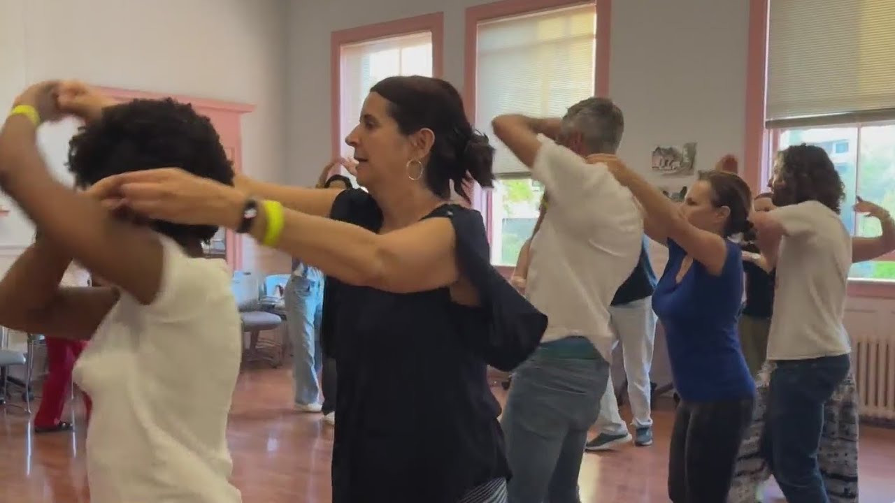 oakland dance class connecting b