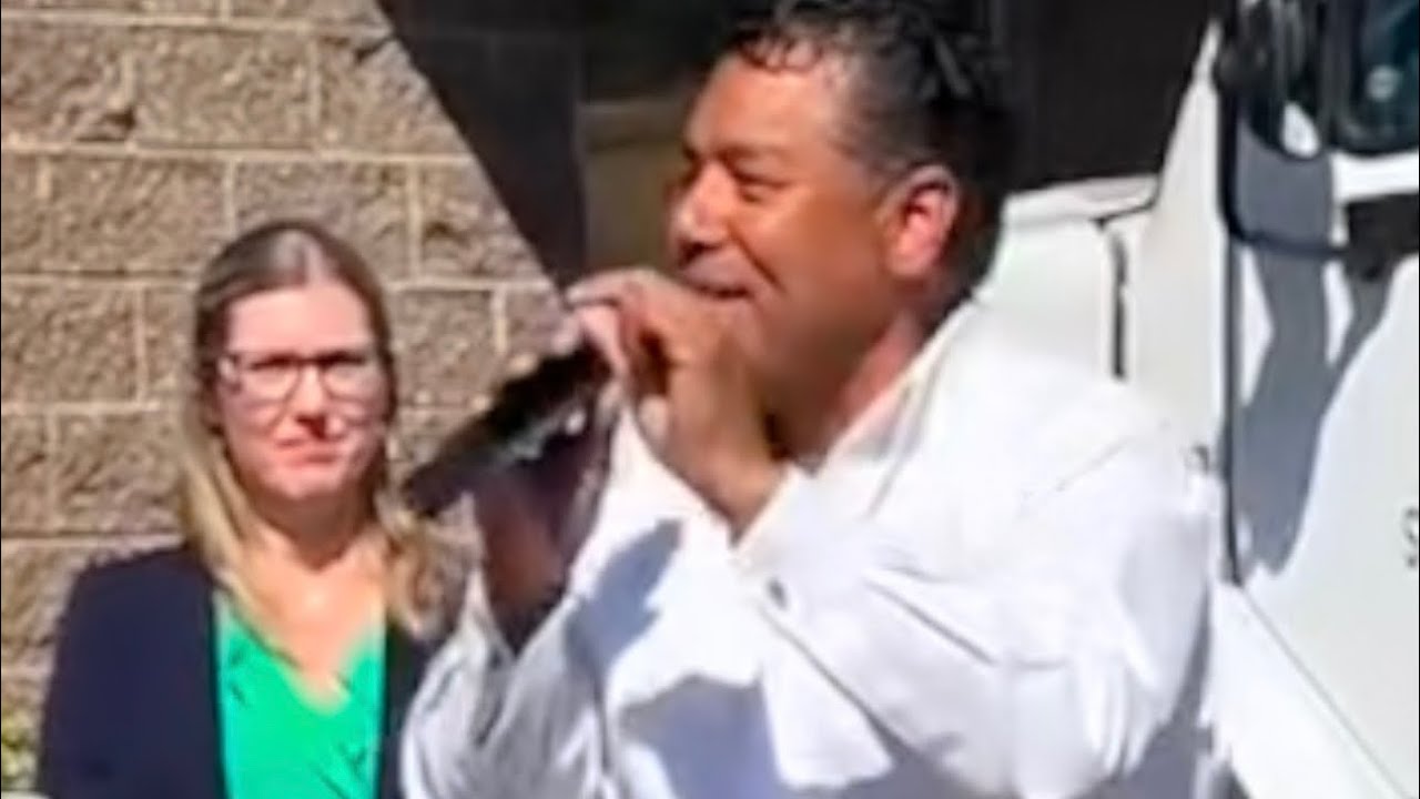 Oakland District 7 Councilmember Ken Houston Thanks Mayor Barbara Lee For Cleaning Up City Streets 2 oakland district 7 councilmember 1