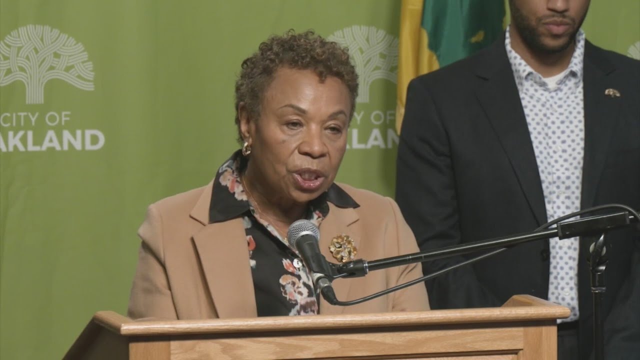 Oakland city leaders tout drop in crime 2 oakland city leaders tout drop i