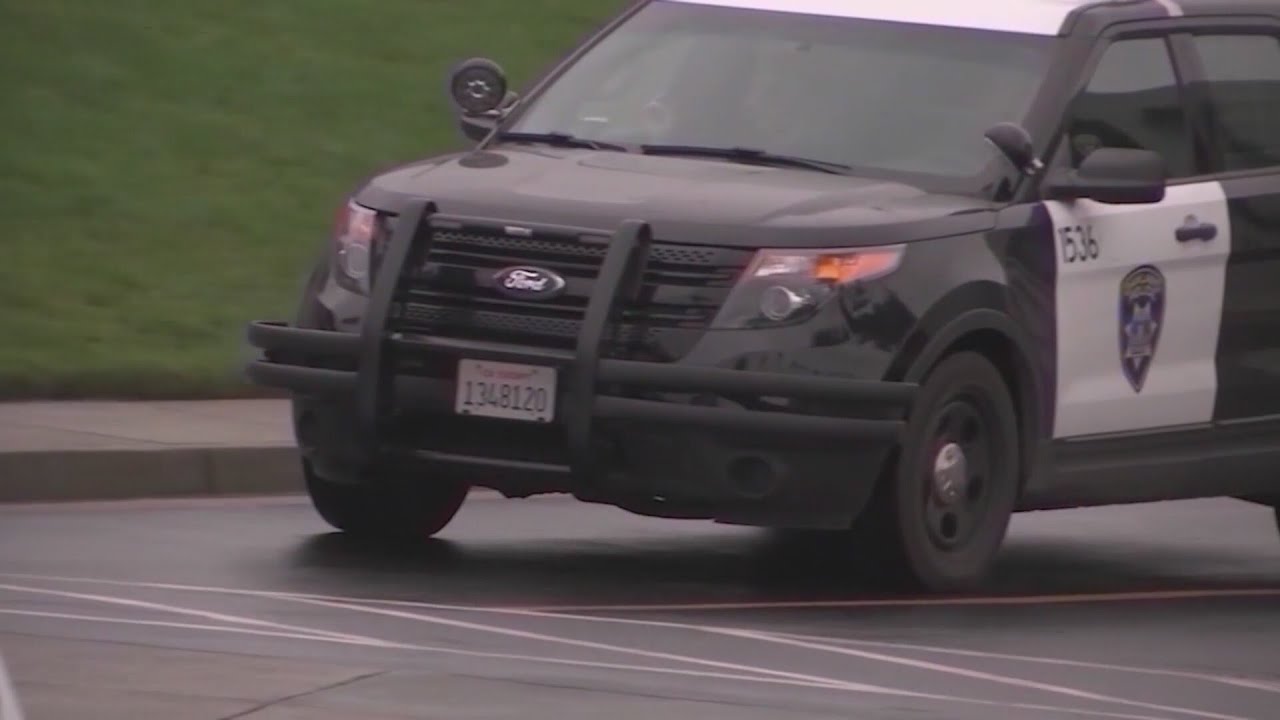 oakland relaunches police cadet