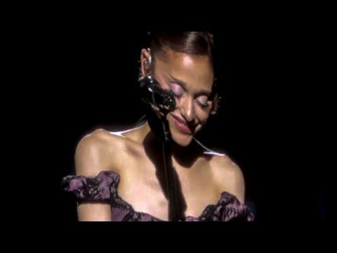 ariana grande oakland closing ni